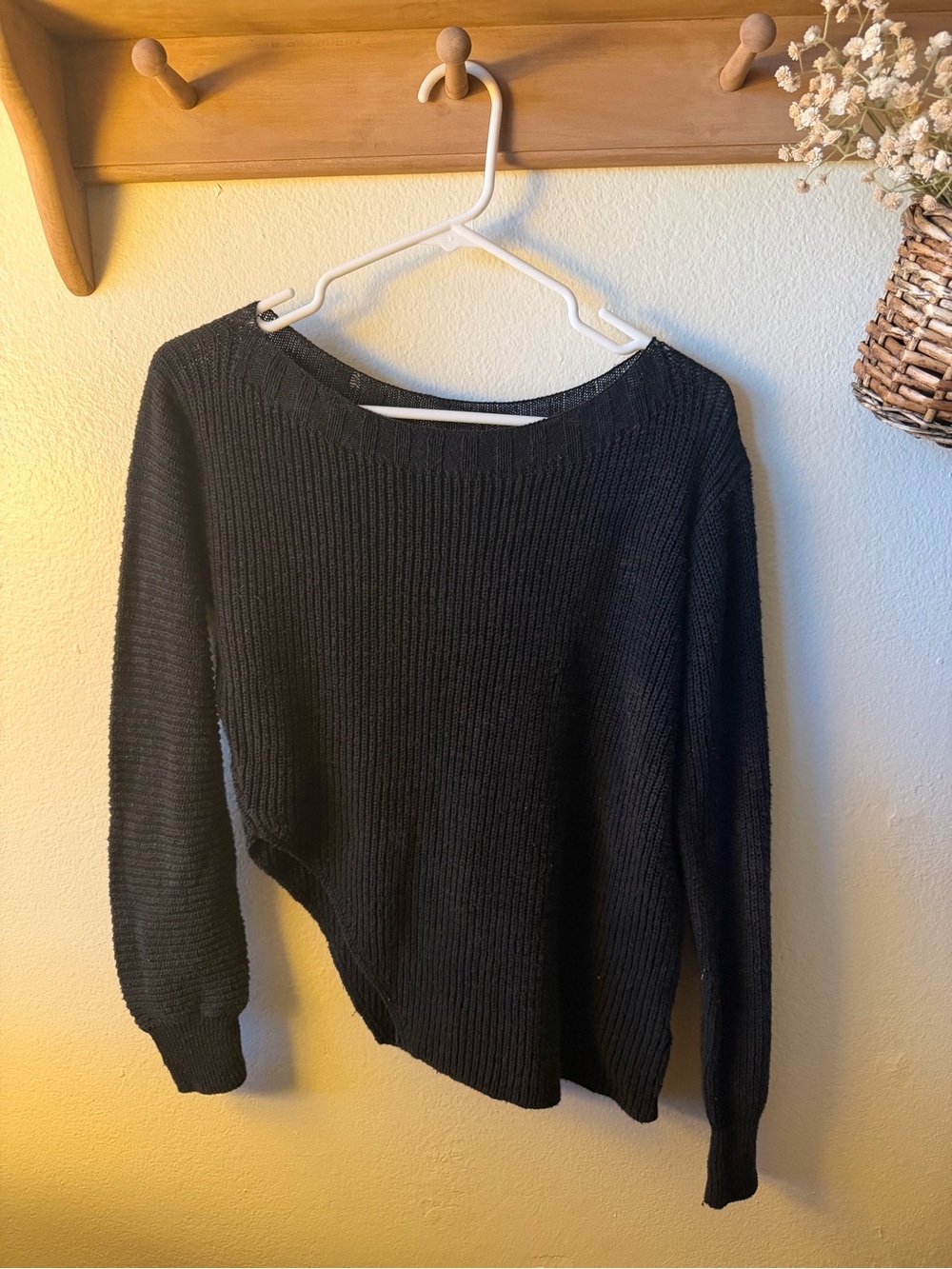 James Perse Los Angeles Black Women's Knit Asymmetrical Pull Over Sweater Size S